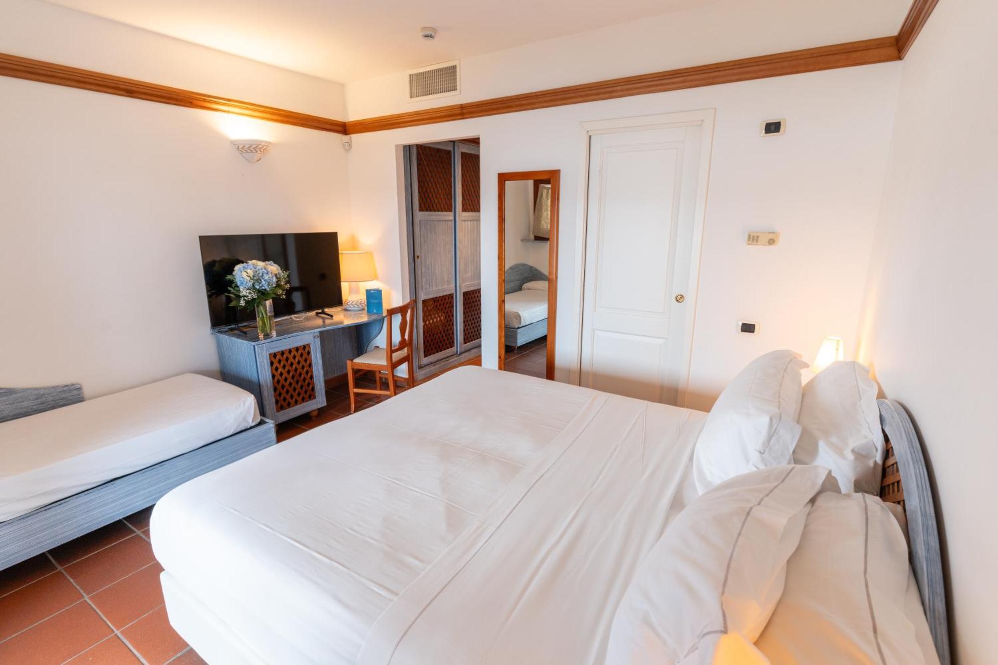 Superior Triple Room Sea View